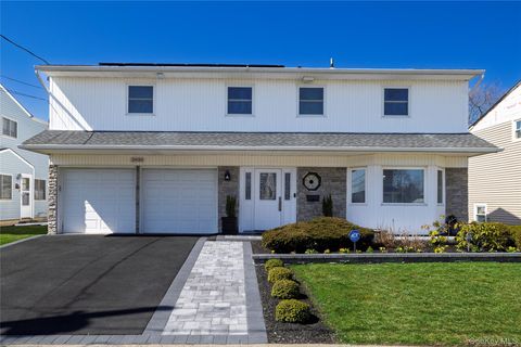 3930 Jane Lane Oceanside NY 11572