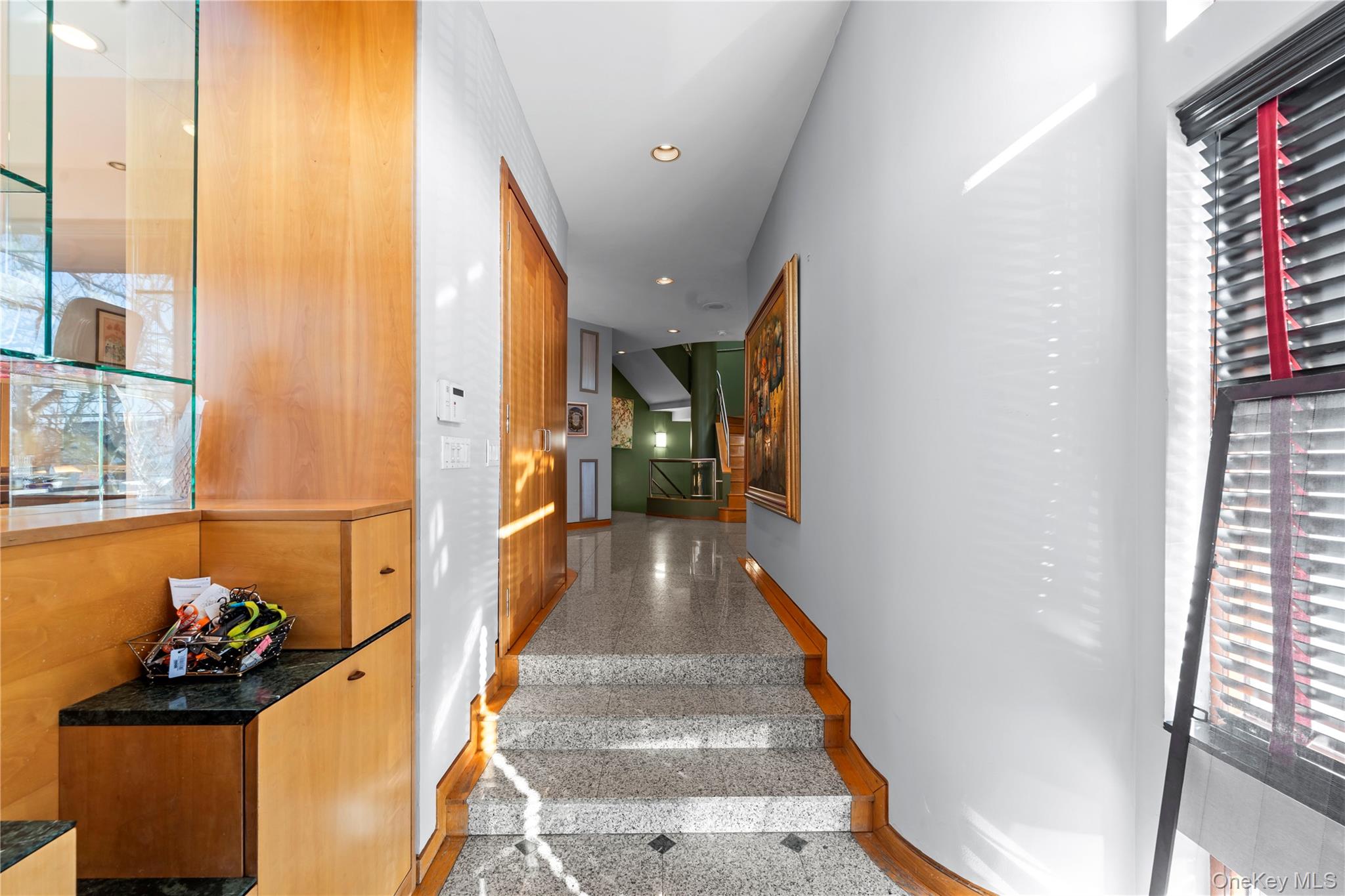 2829 Frankel Boulevard