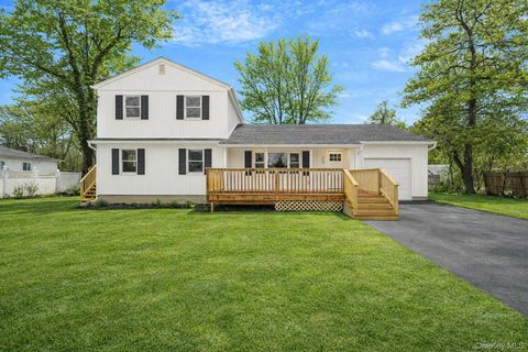 1730 Heckscher Avenue Bay Shore NY 11706