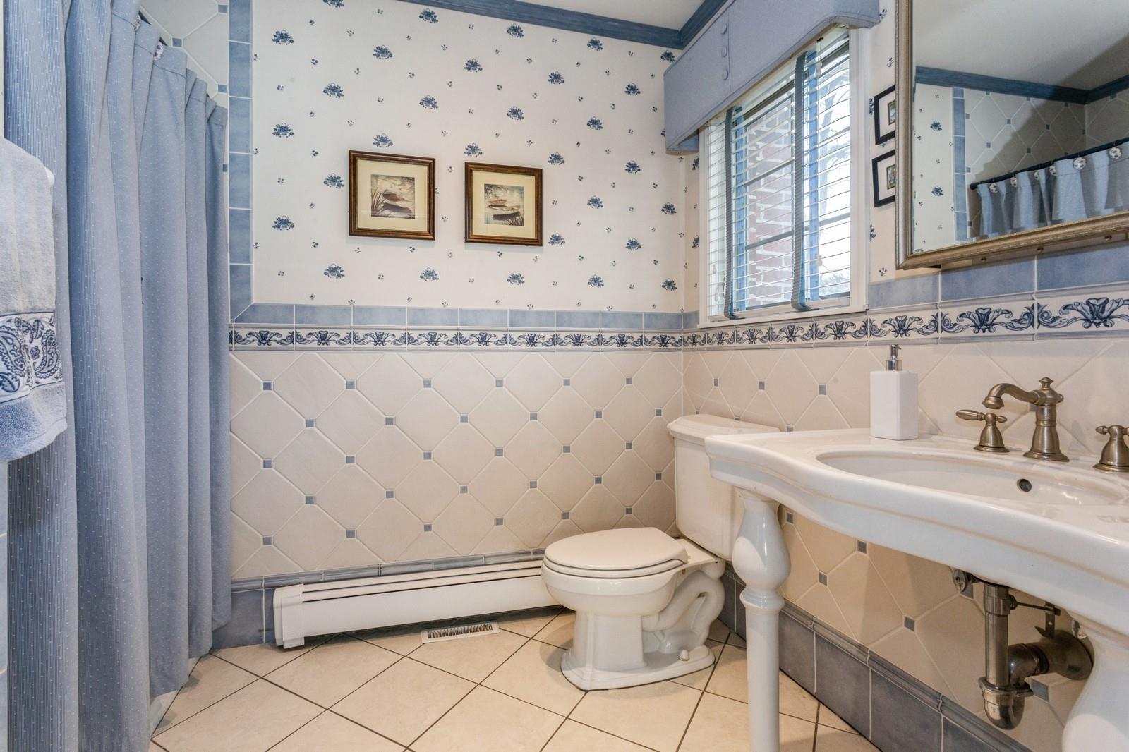 67 Bedell Avenue, Hempstead, New York image 12
