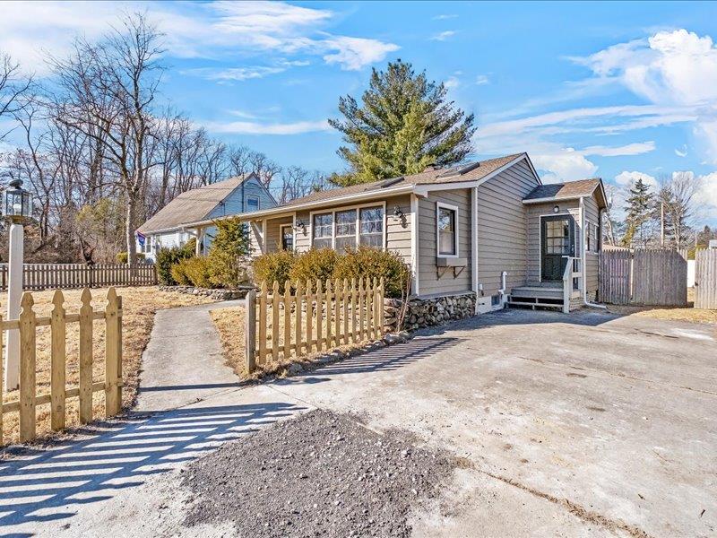 18 Jaeger Drive, Cornwall, New York image 2