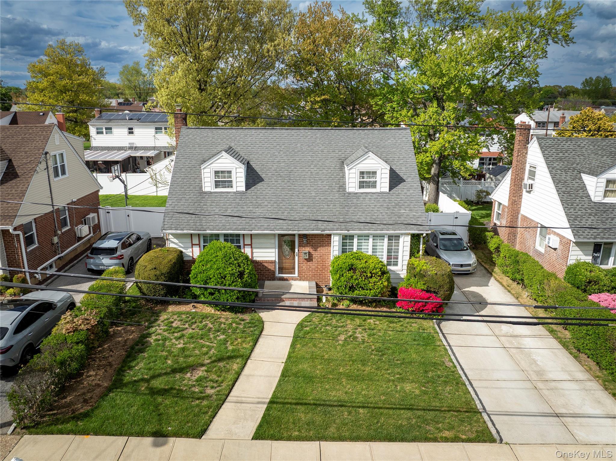 19 Sloan Drive S