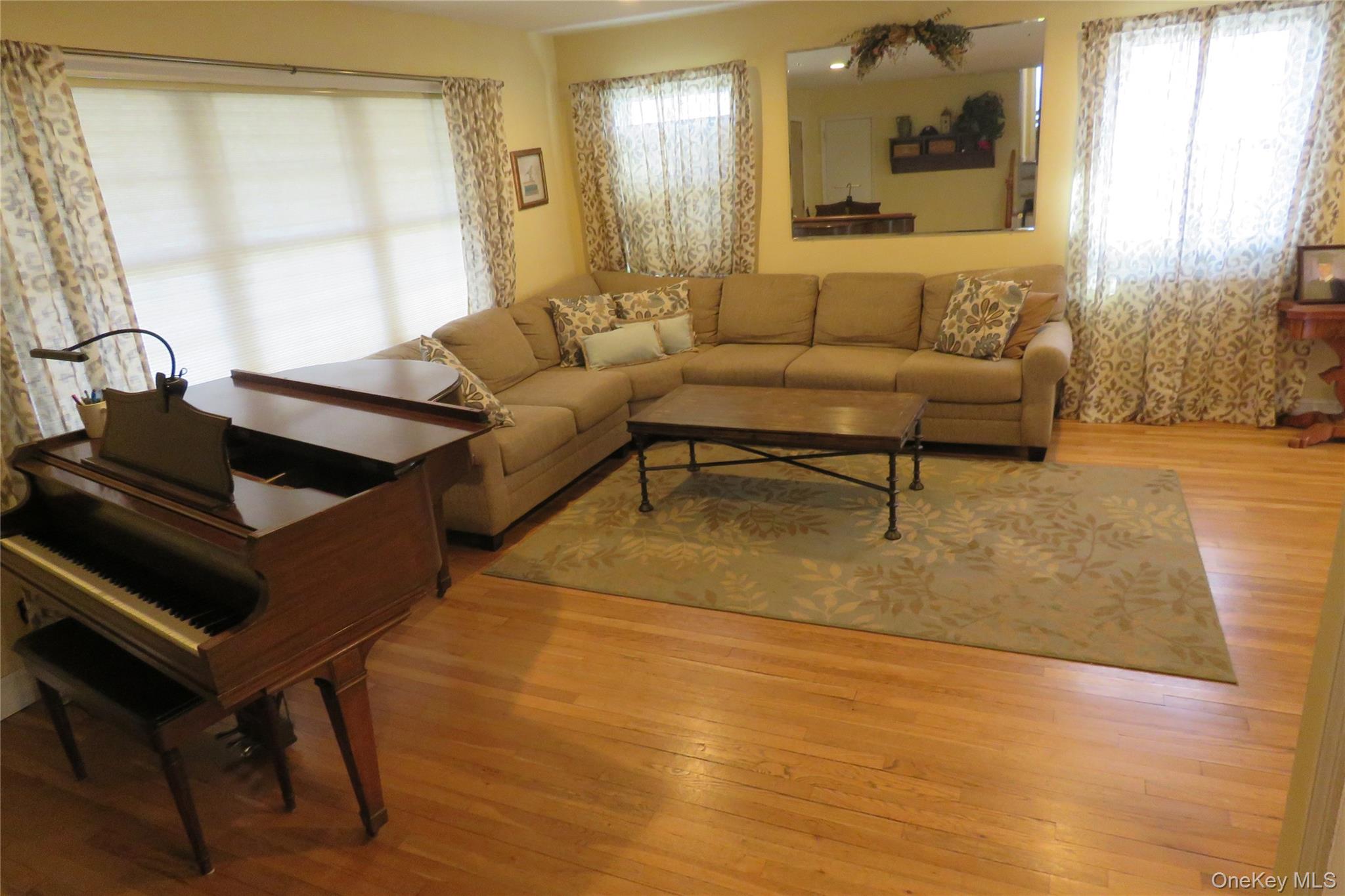 182 Siegel Boulevard