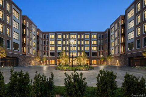 100 Garvies Point Road 1126 Glen Cove NY 11542