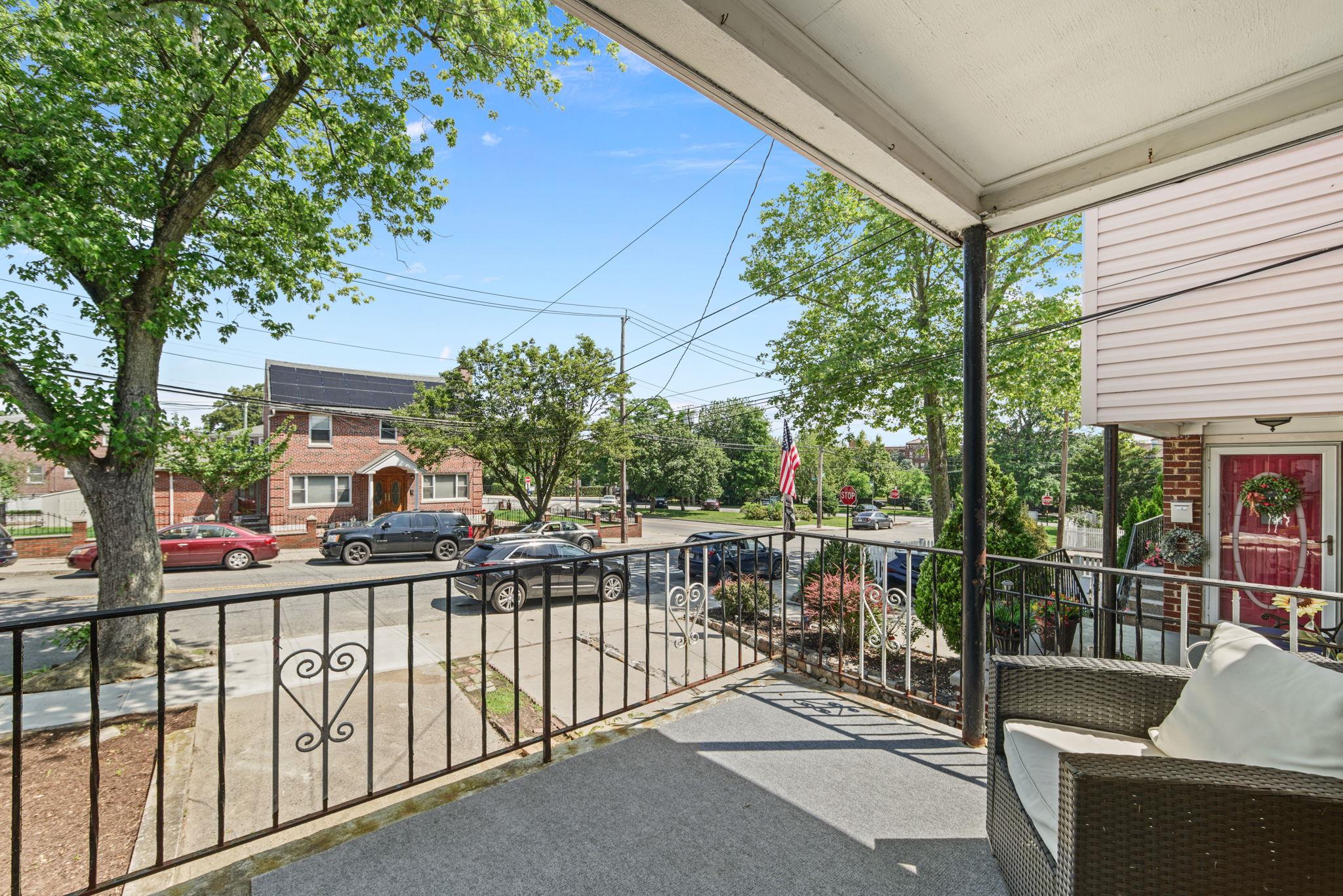 3260 Fairmount Avenue