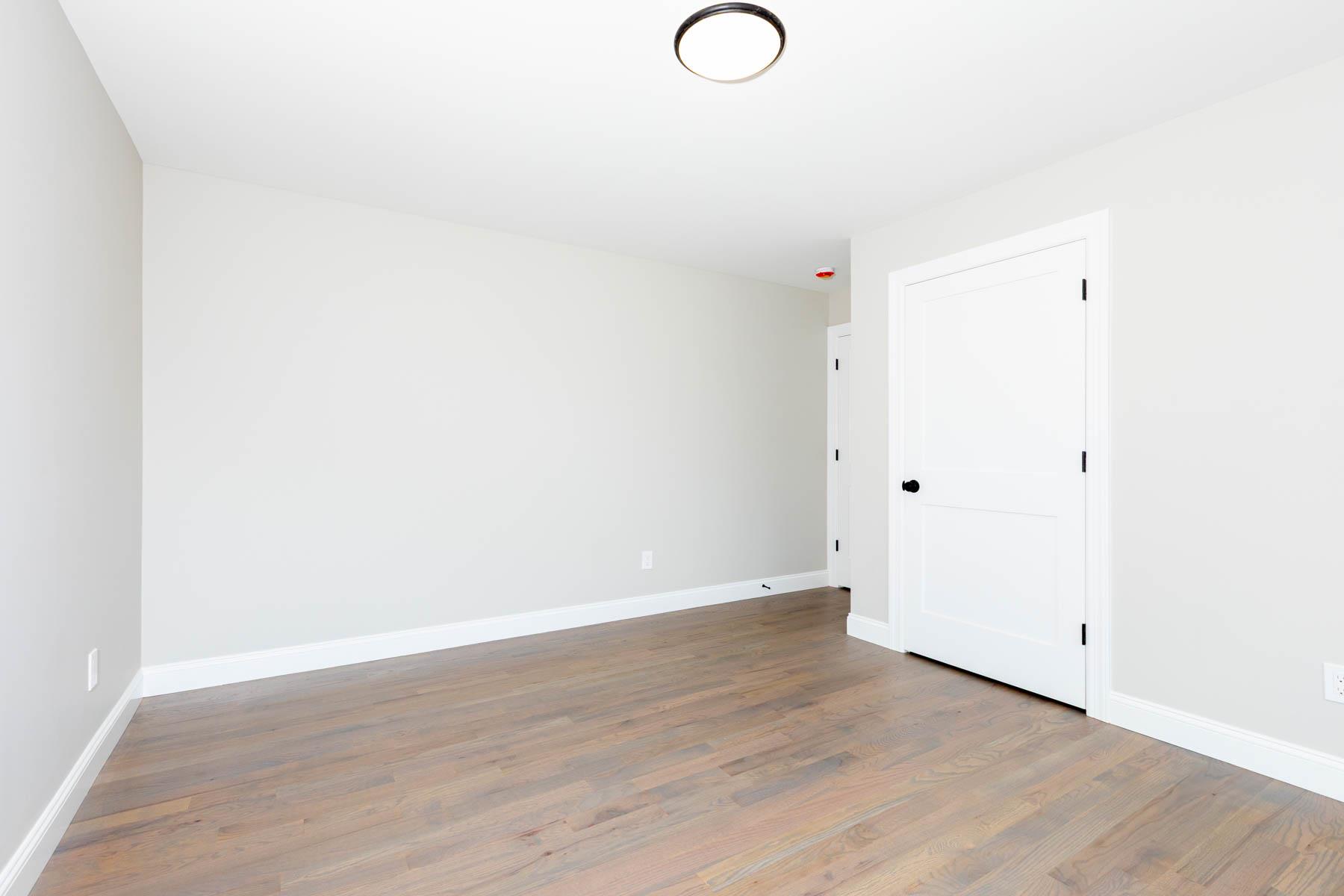 29 Ireland Place, West Babylon, New York image 25