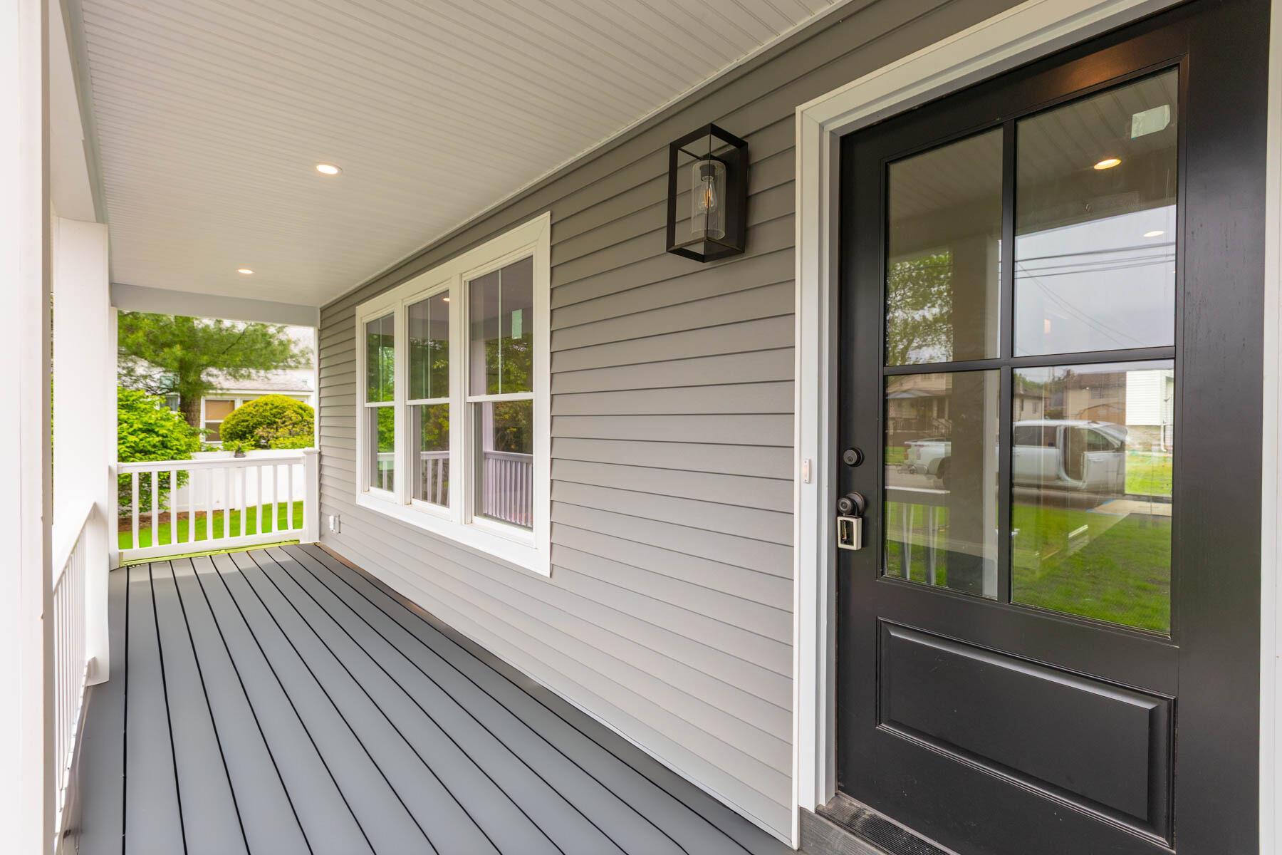 29 Ireland Place, West Babylon, New York image 3