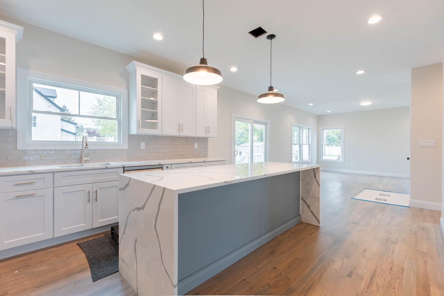 29 Ireland Place, West Babylon, New York image 9