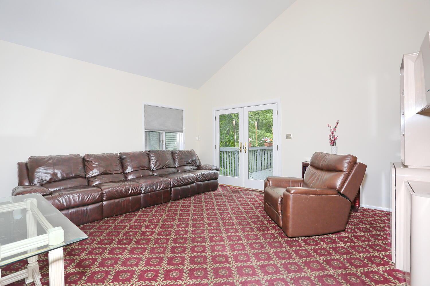 4 Park Avenue, Airmont, New York image 7