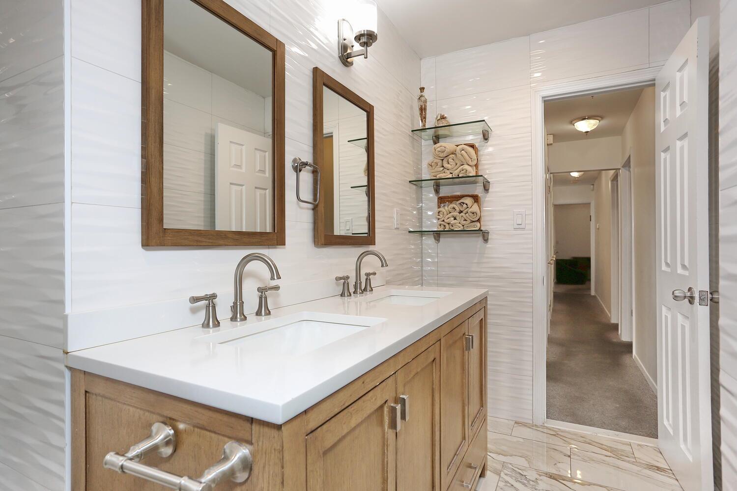 4 Park Avenue, Airmont, New York image 12