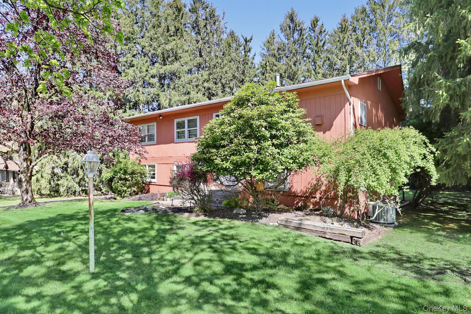 4 Crabapple Court