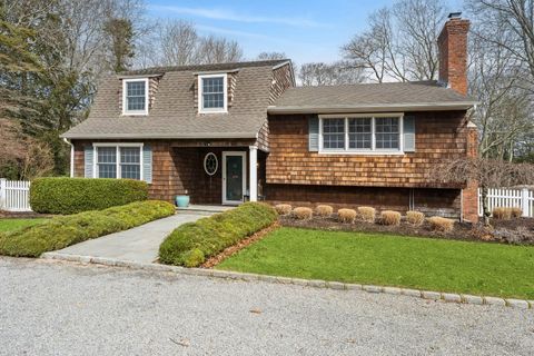 44 Midhampton Avenue Quogue NY 11959
