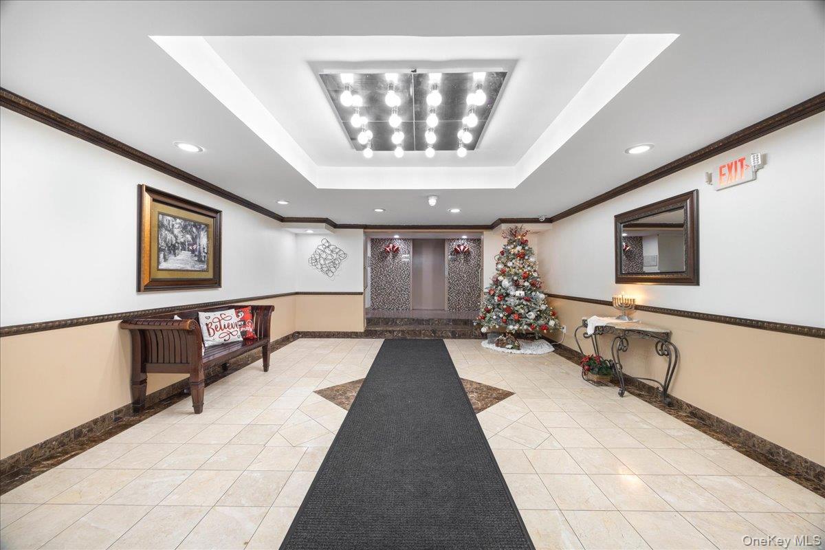 2035 Central Park Avenue 2H