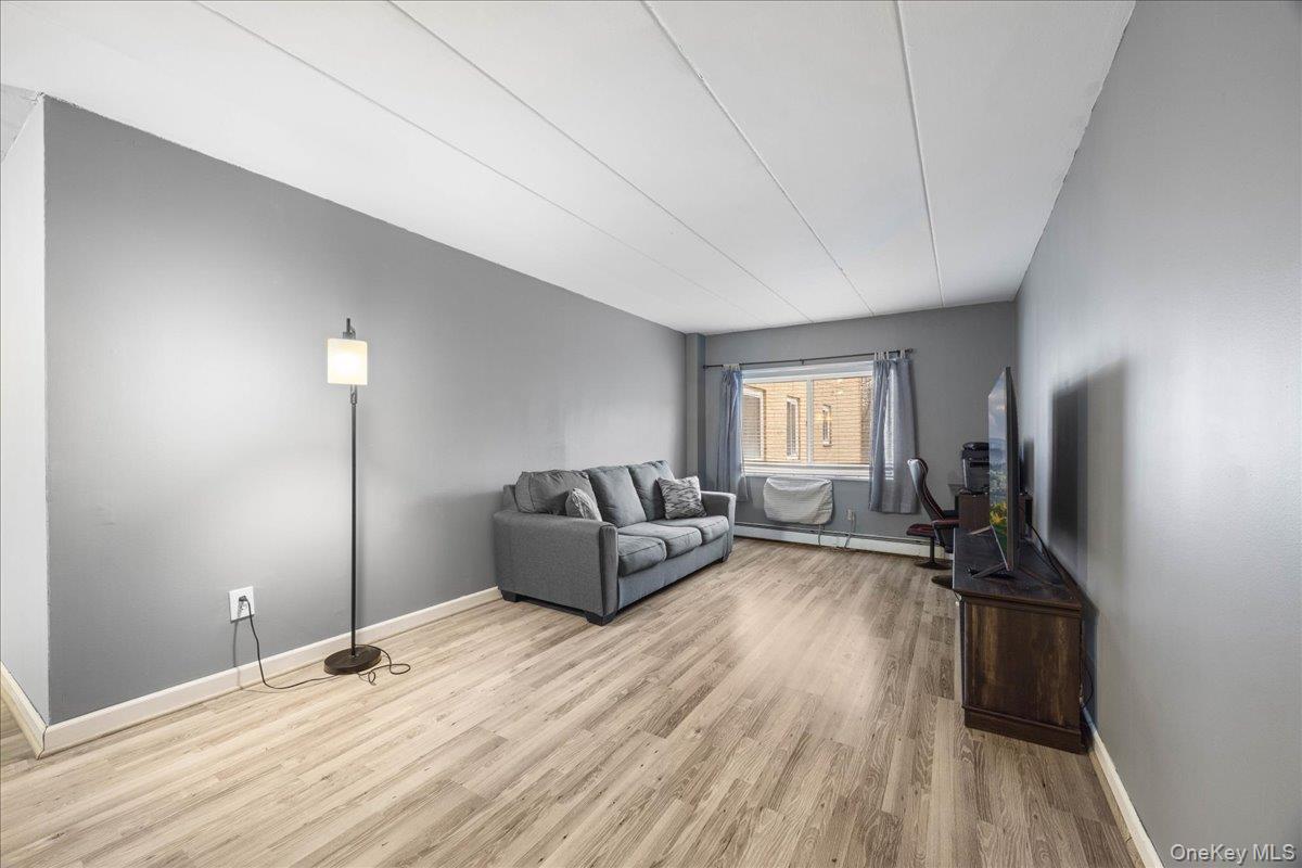 2035 Central Park Avenue 2H