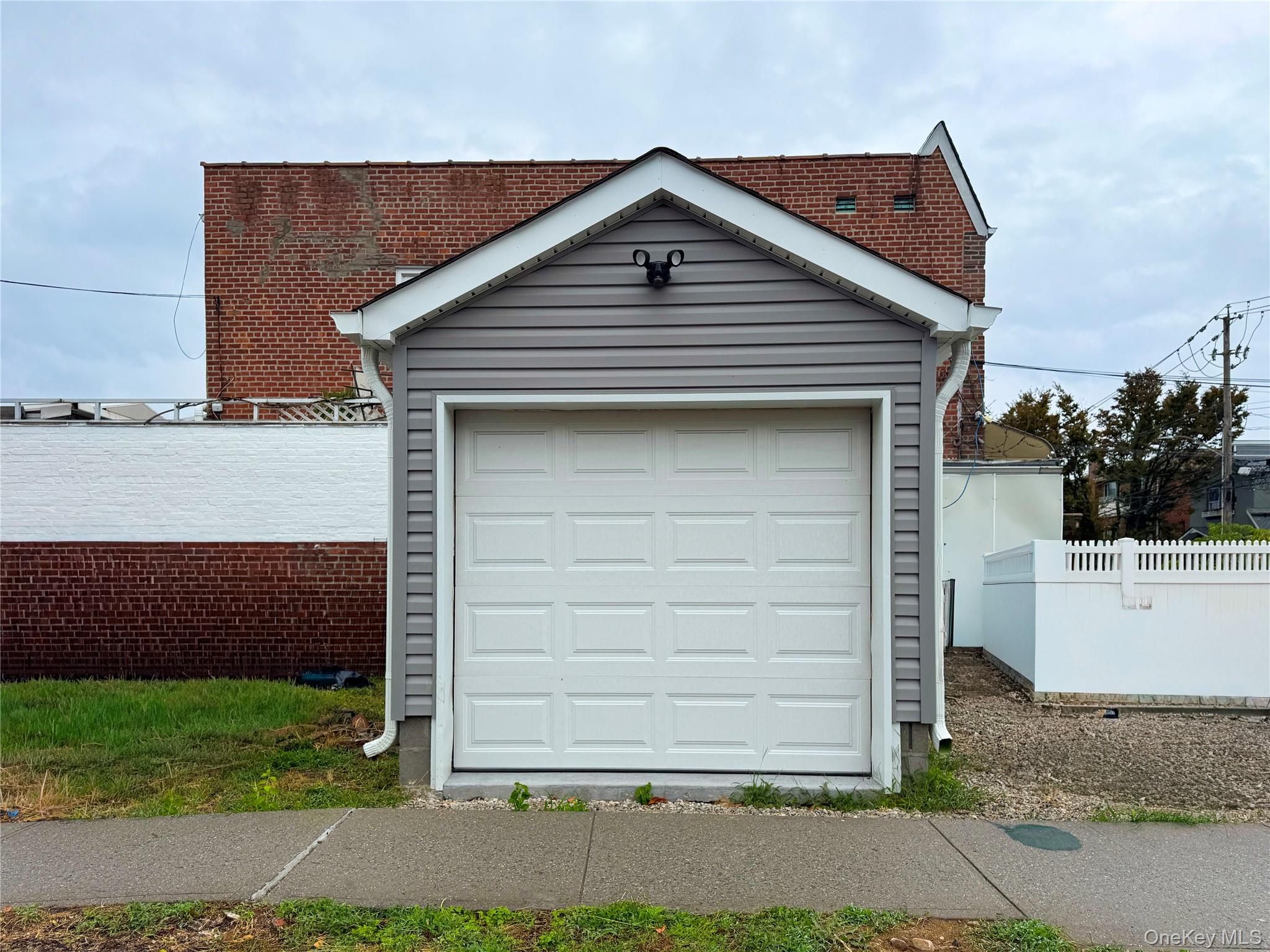 5841 84th Street