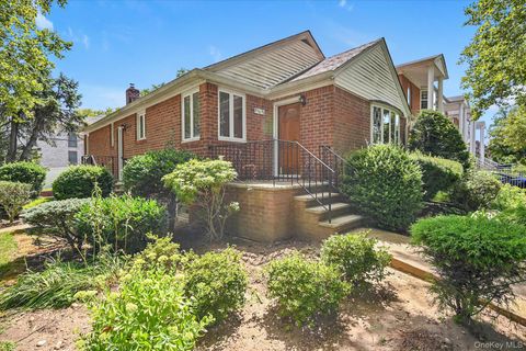 230-42 57th Road Bayside NY 11364