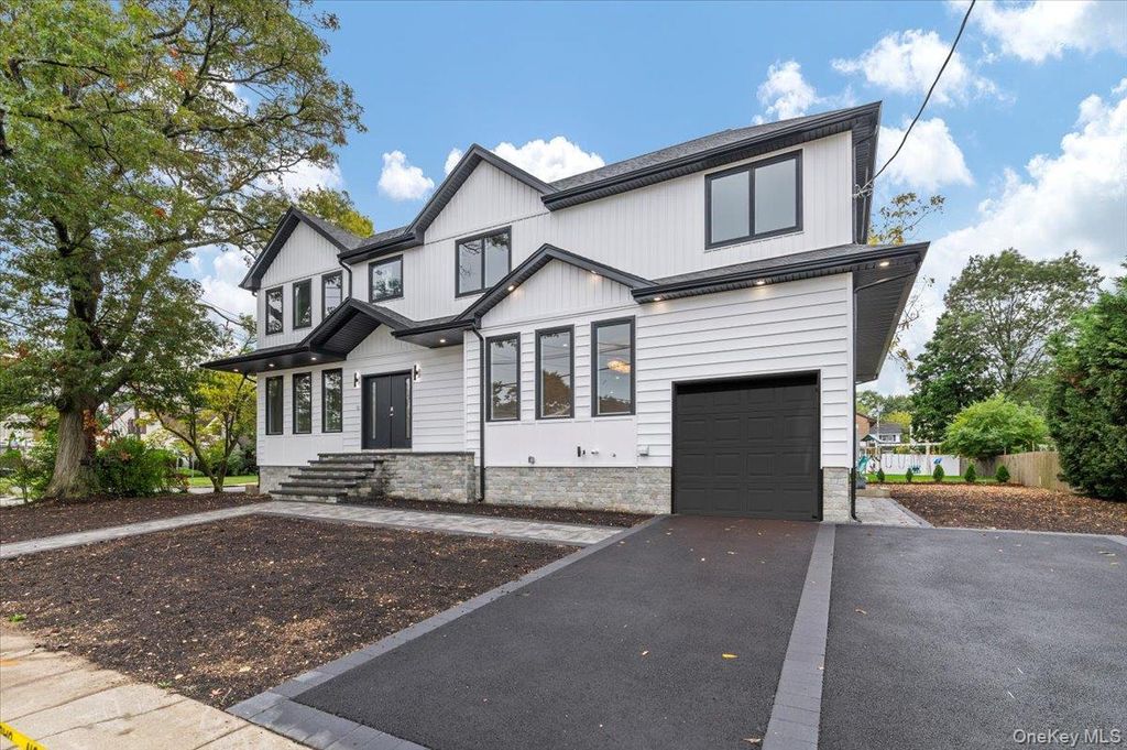 Photo of 1028 E Broadway, Woodmere, NY 11598 (MLS # 914736)