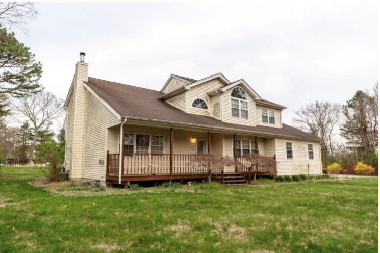Property for Sale at Weeks Avenue, Manorville, Hamptons, NY - Bedrooms: 4 
Bathrooms: 3.5  - $749,999