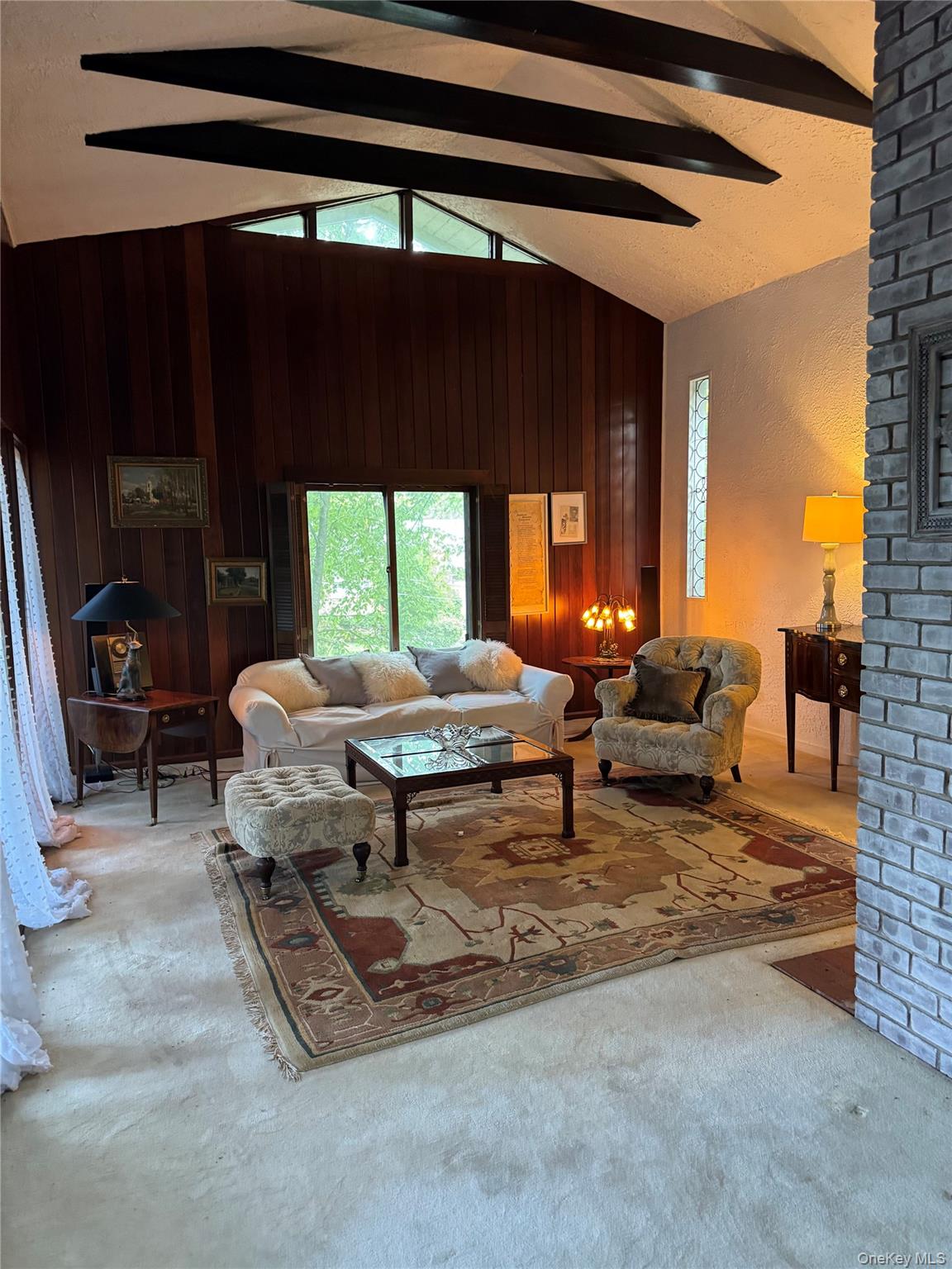 26 Soundview Drive