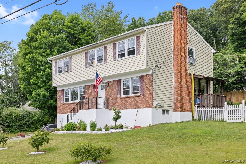 Photo of 3123 Douglas Drive, Yorktown Heights, NY 10598 (MLS # 1039790)