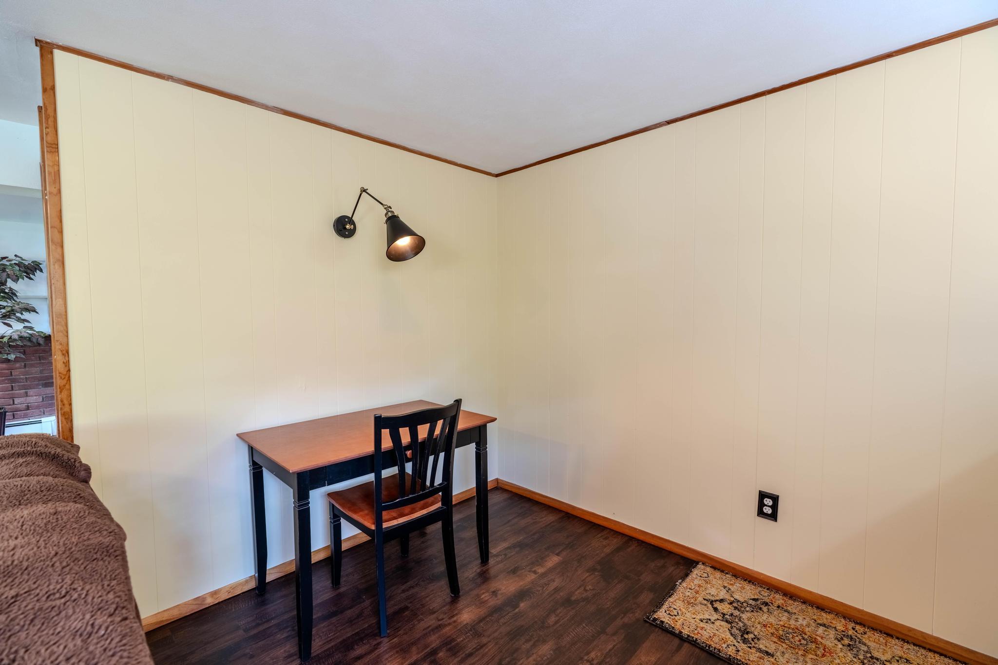8 Robin Lane, Hyde Park, New York image 23