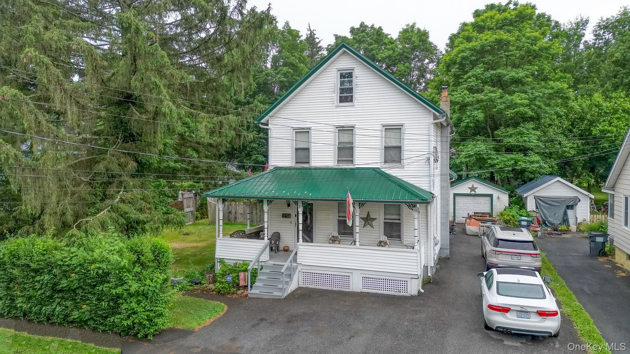8 Bartlett Street
