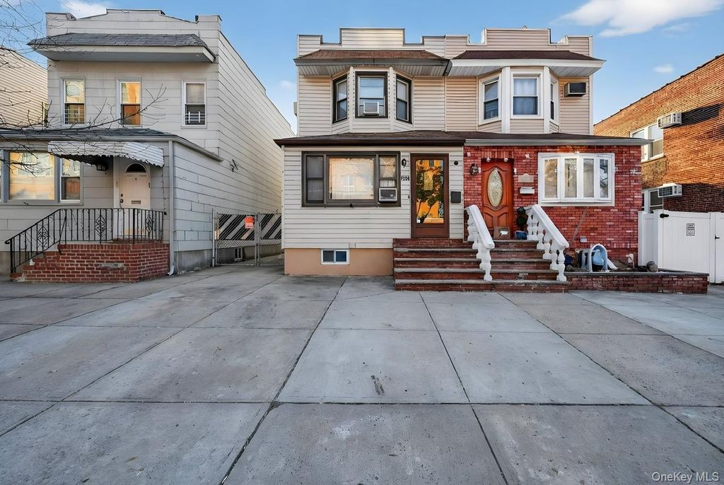 Photo of 7748 74th Street, Glendale, NY 11385 (MLS # 957684)