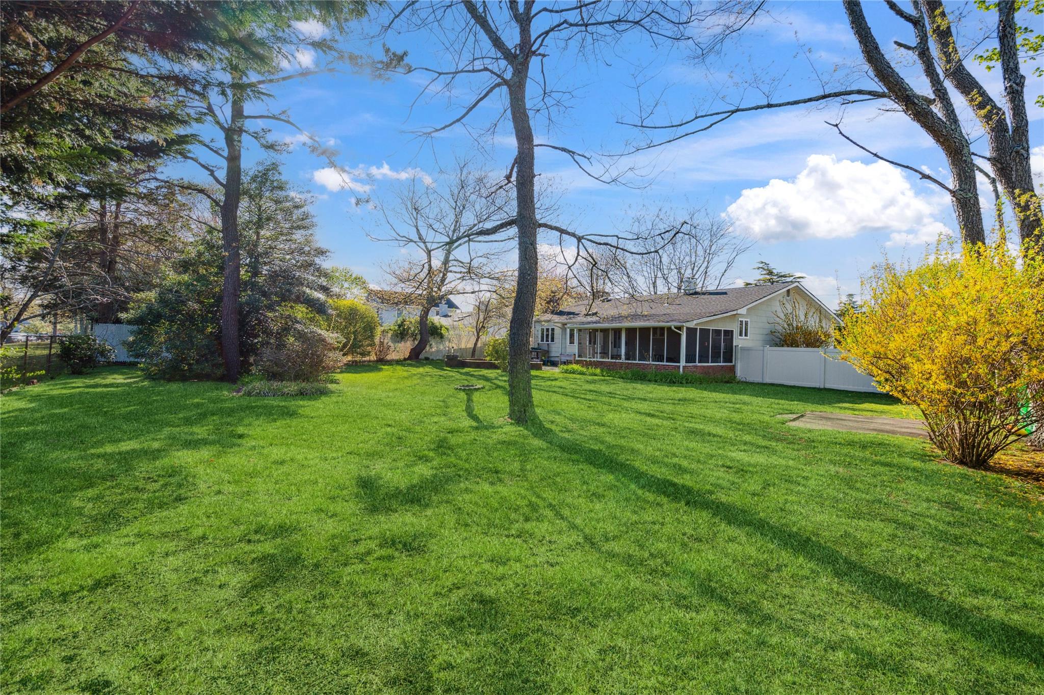 169 Loop Drive, Sayville, New York image 21