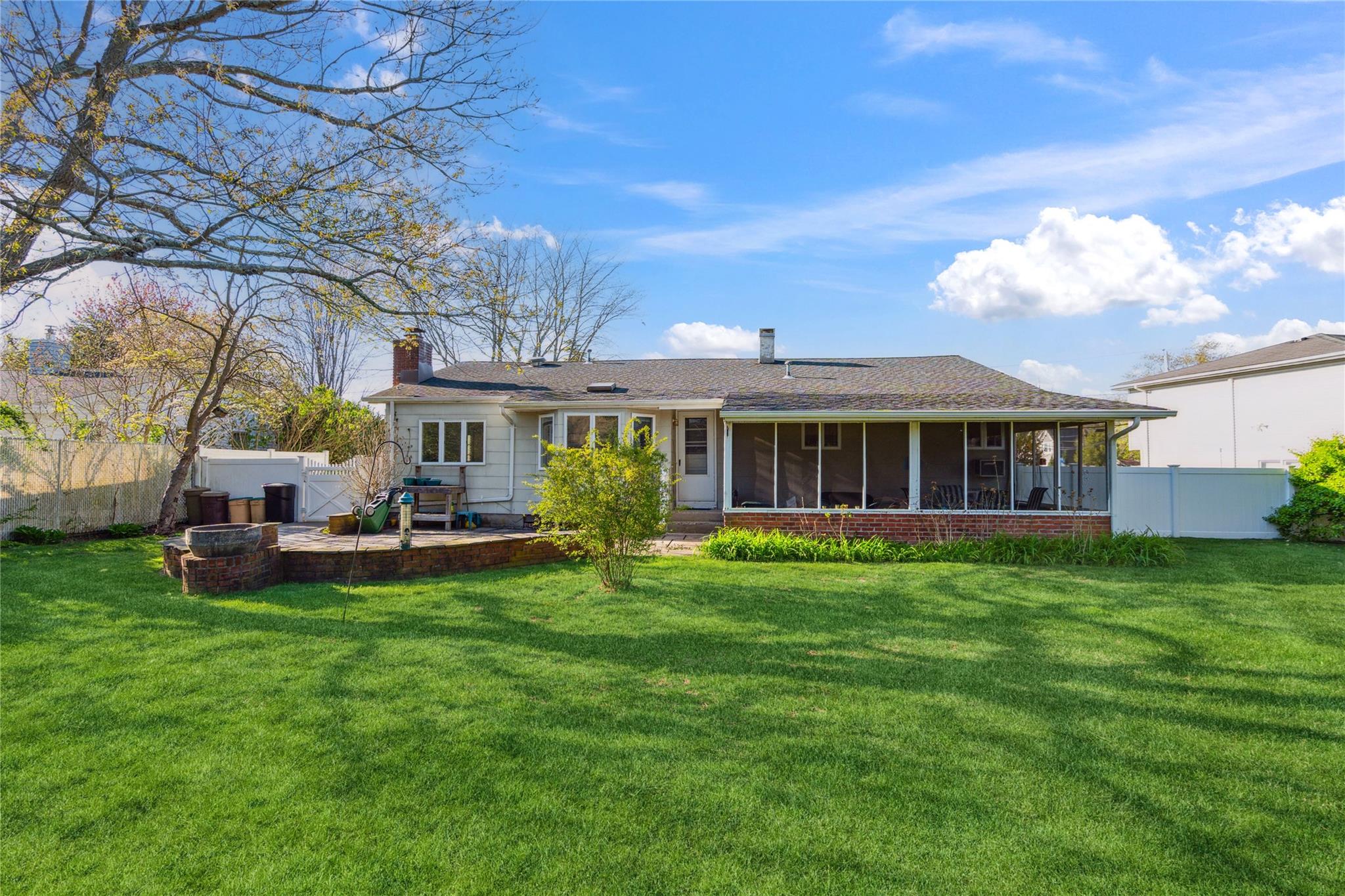 169 Loop Drive, Sayville, New York image 20