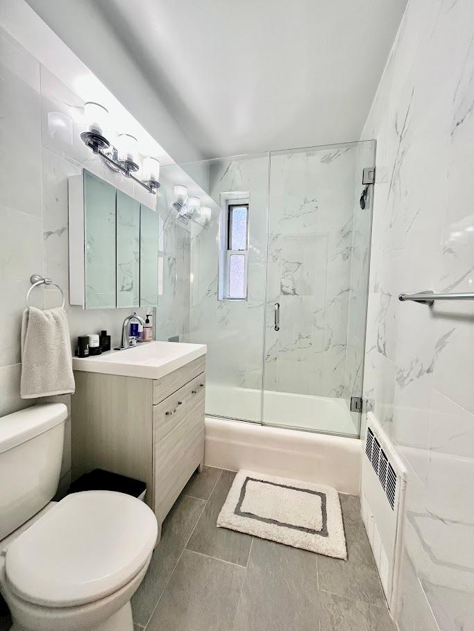 170 W 23rd Street 2Q