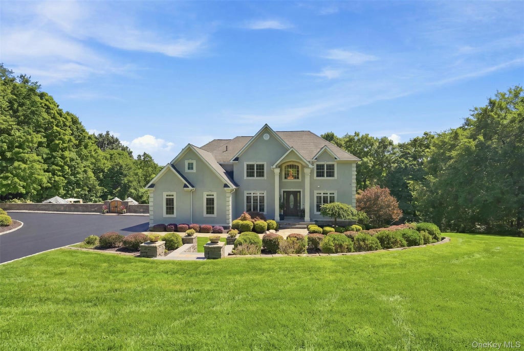 Photo of 34 Woodcrest Lane, Goshen, NY 10924 (MLS # 1040719)