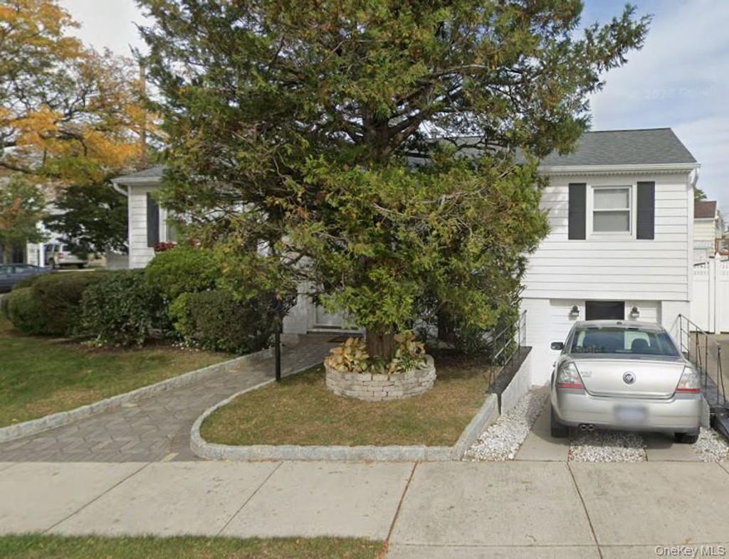 Photo of 125-07 Adair Street, Laurelton, NY 11413 (MLS # 990707)