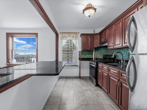 Homes For Sale - 56-07 31st Ave #6A<br/> Woodside, NY 11377