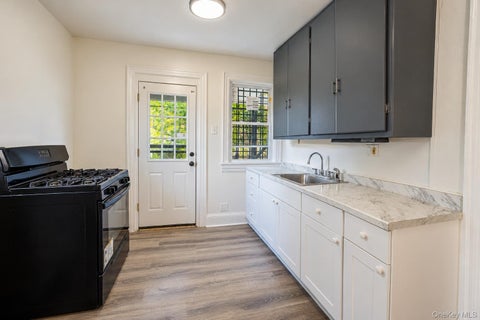 Multifamily For Rent - 364 Ashford Avenue #1W<br/> Dobbs Ferry, NY 10522