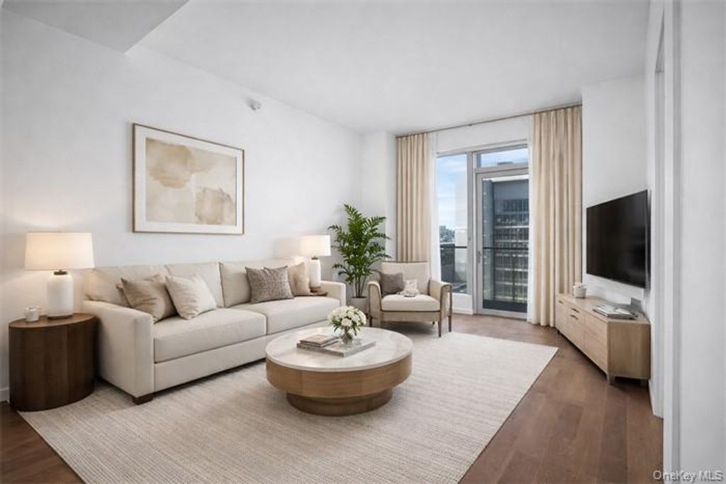 Photo of 13327 39th Avenue #PHC, Flushing, NY 11354 (MLS # 980063)