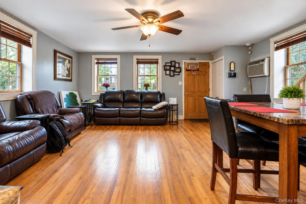 Photo of 145 Arlington Avenue, Valley Stream, NY 11580 (MLS # 1053126)