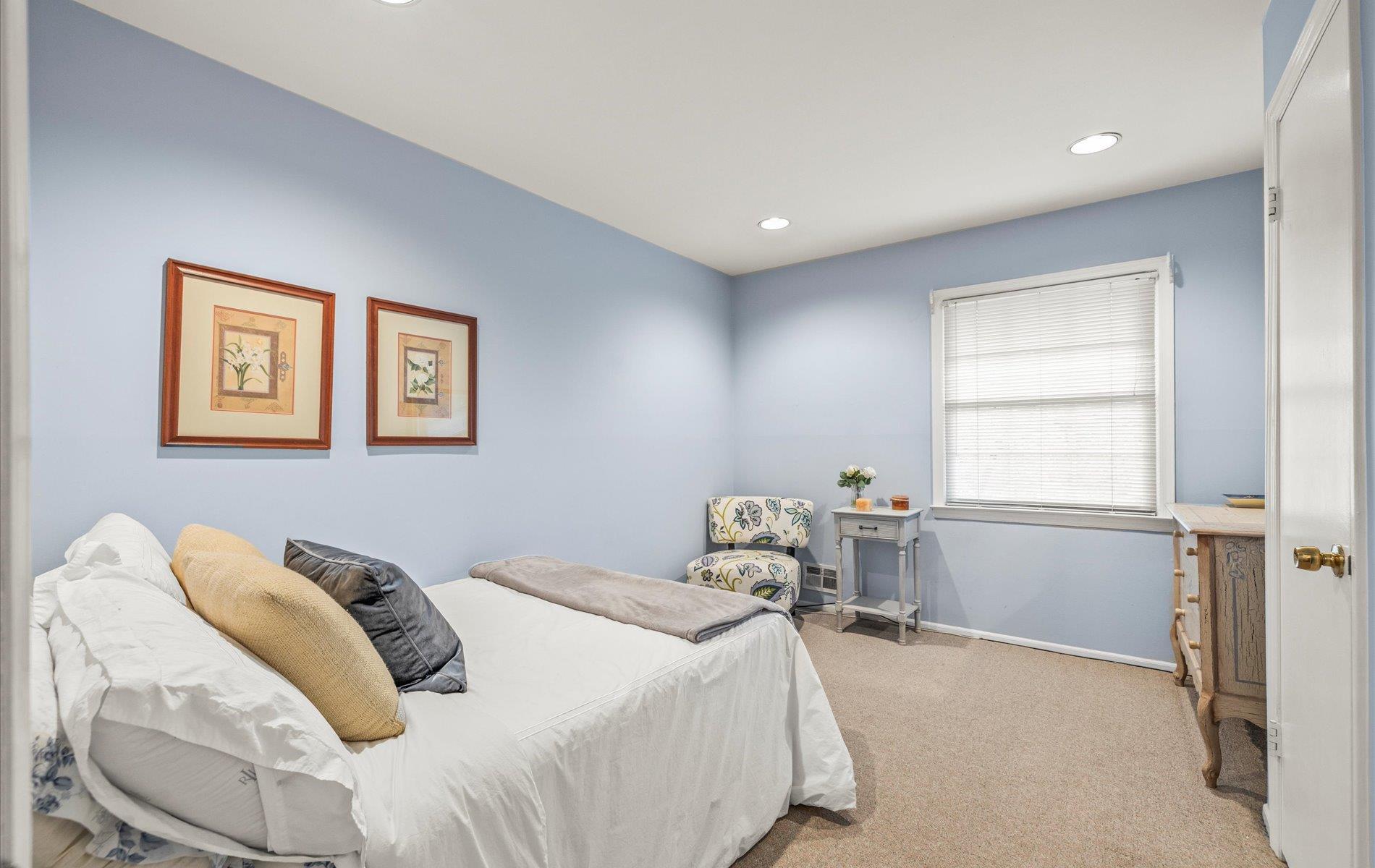90 Gannet Drive, Commack, New York image 29