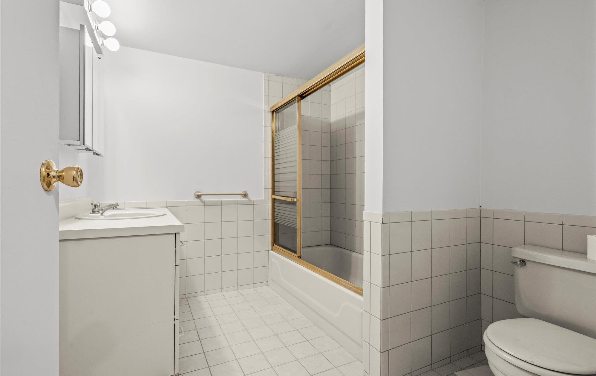 90 Gannet Drive, Commack, New York image 36