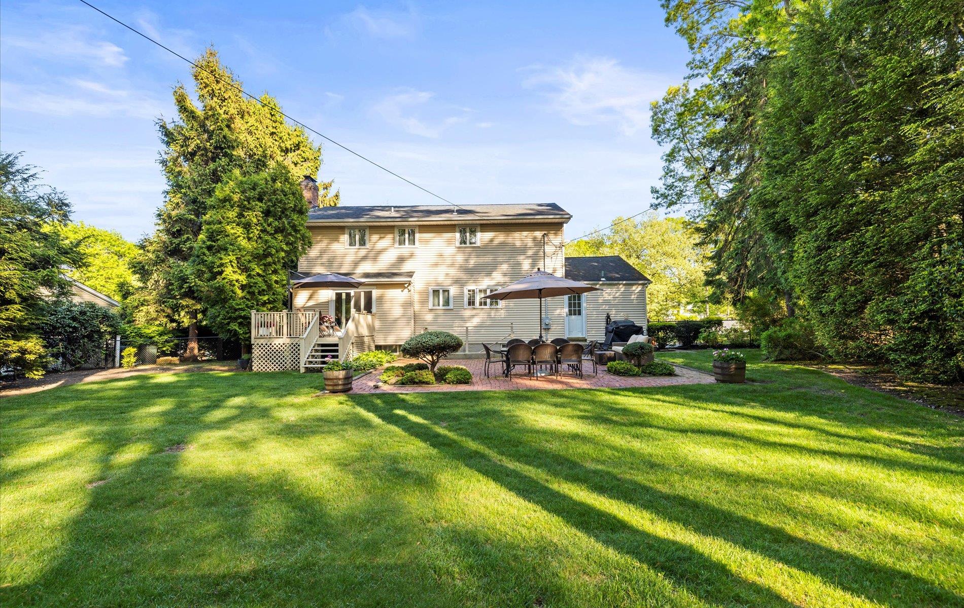90 Gannet Drive, Commack, New York image 38