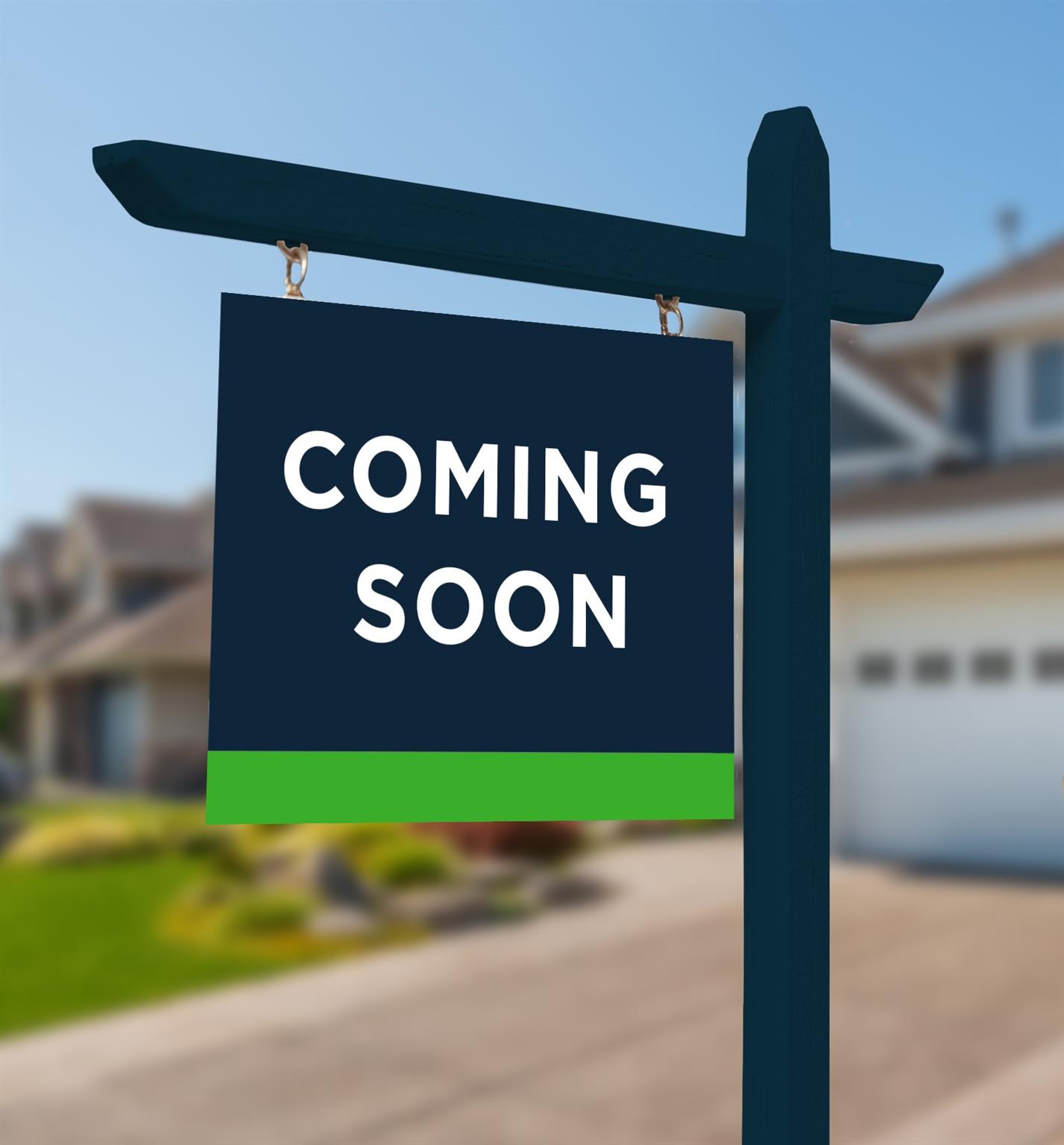 Gannet Drive, Commack, Hamptons, NY - 4 Bedrooms  
4 Bathrooms - 