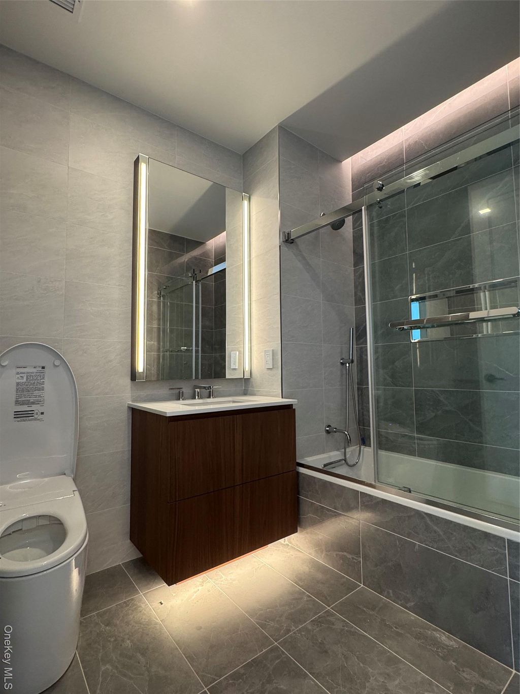 Photo of 35-32 Leavitt St St #PhK, Flushing, NY 11354 (MLS # 909645)