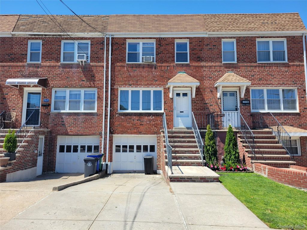 Photo of 66-14 Gray Street, Middle Village, NY 11379 (MLS # 1006766)