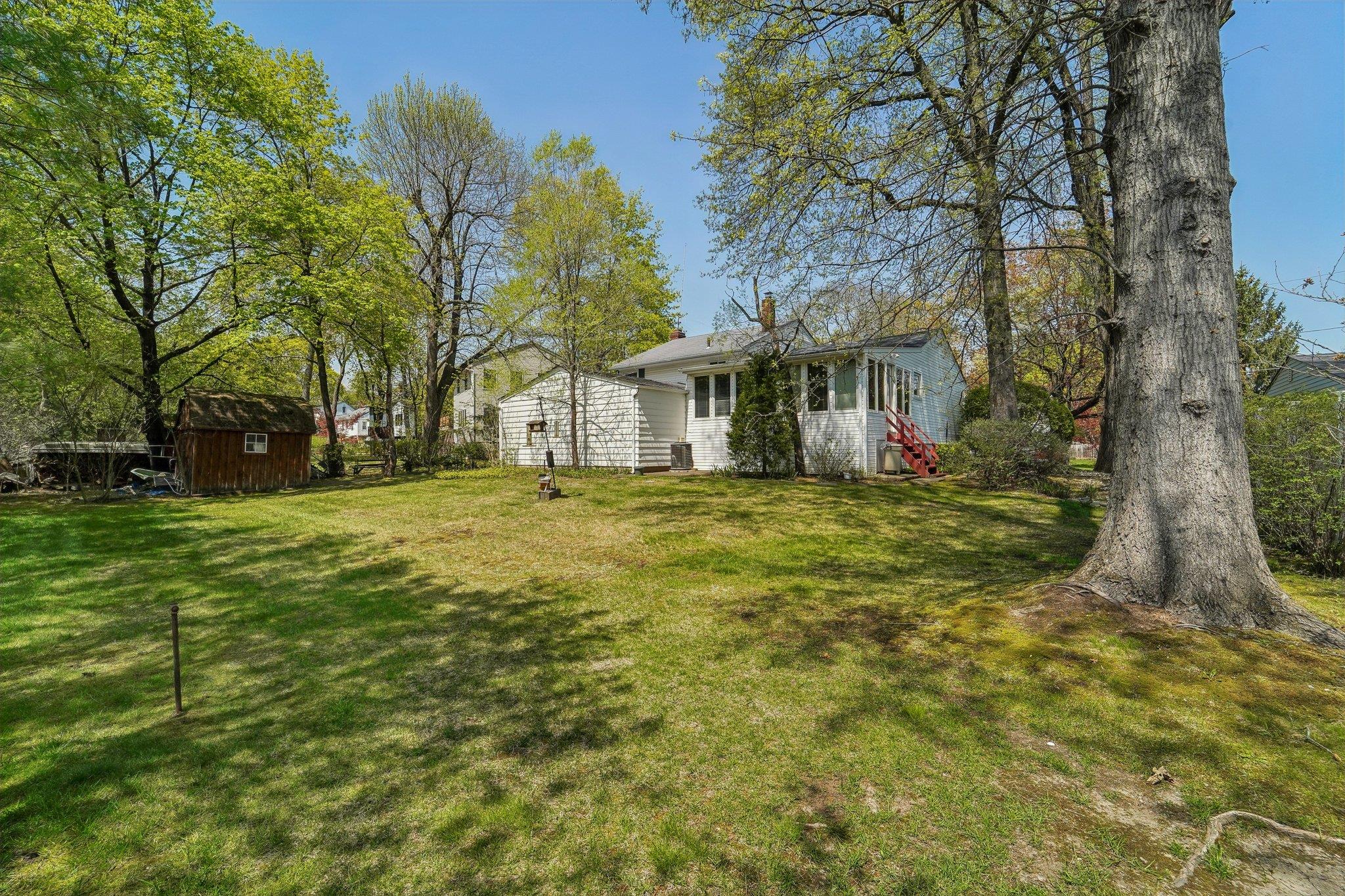 103 S Nauraushaun Road, Pearl River, New York image 29