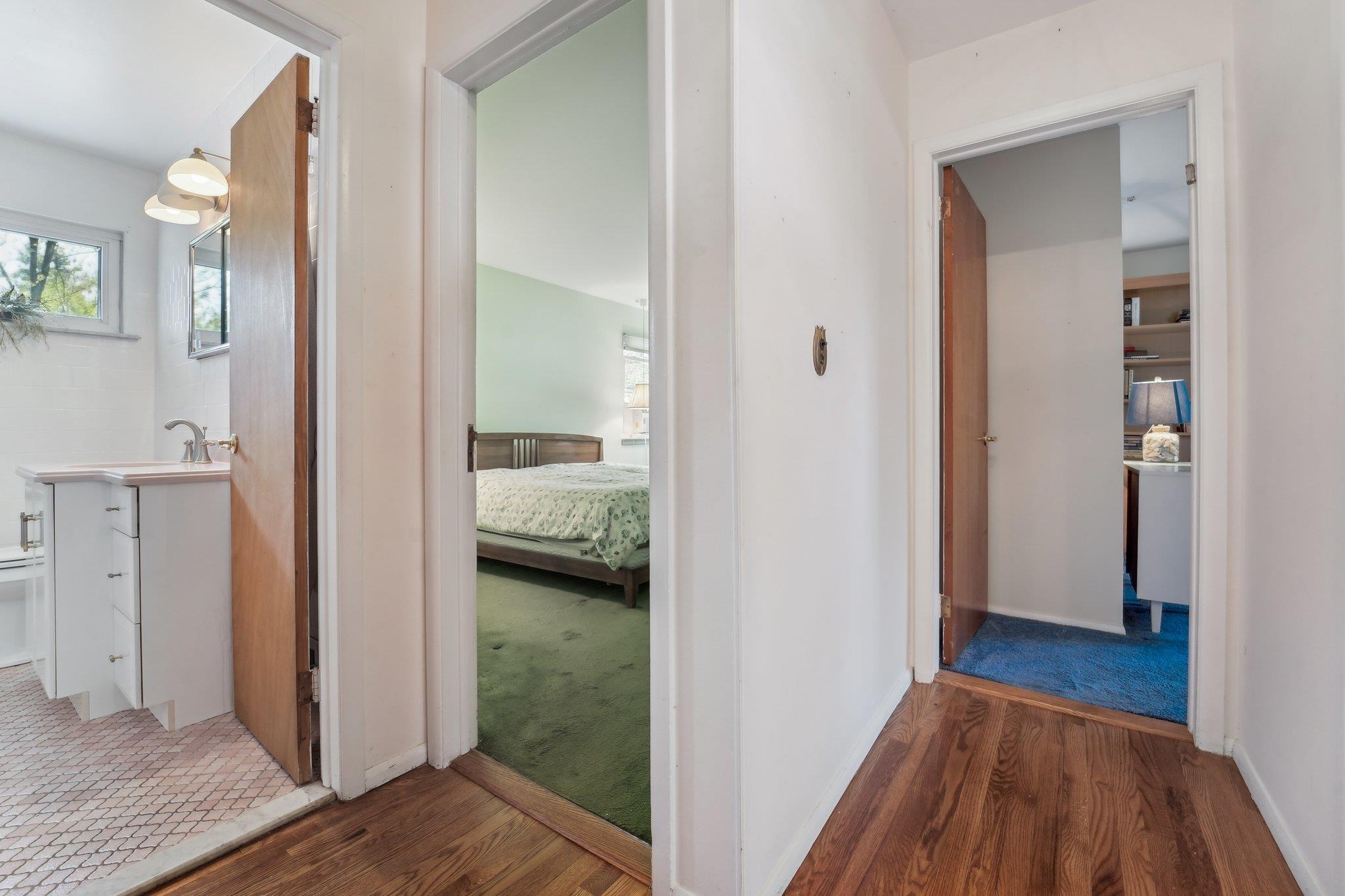 103 S Nauraushaun Road, Pearl River, New York image 27