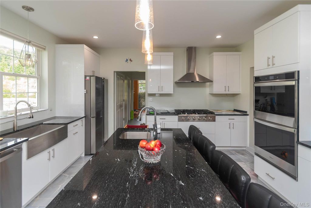 Photo of 21 Castleton Drive, Highland Mills, NY 10930 (MLS # 948094)