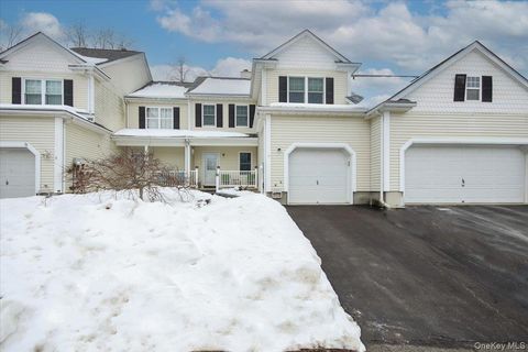 Homes For Sale - 4 Osborne Glen<br/> Poughquag, NY 12570