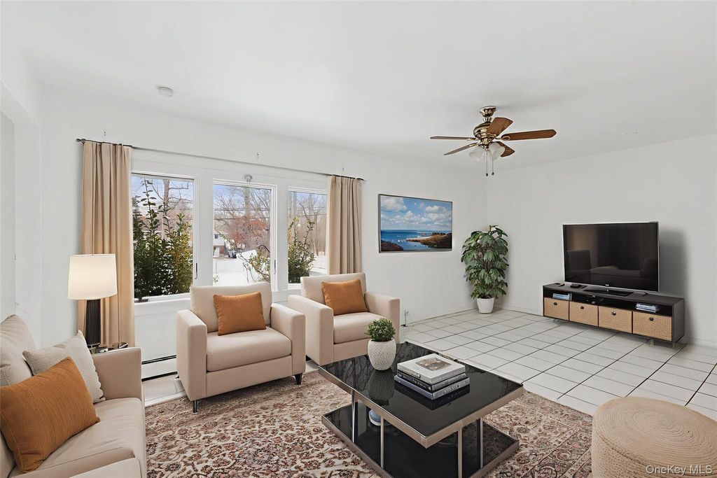 Photo of 103 W Yaphank Road, Coram, NY 11727 (MLS # 963590)