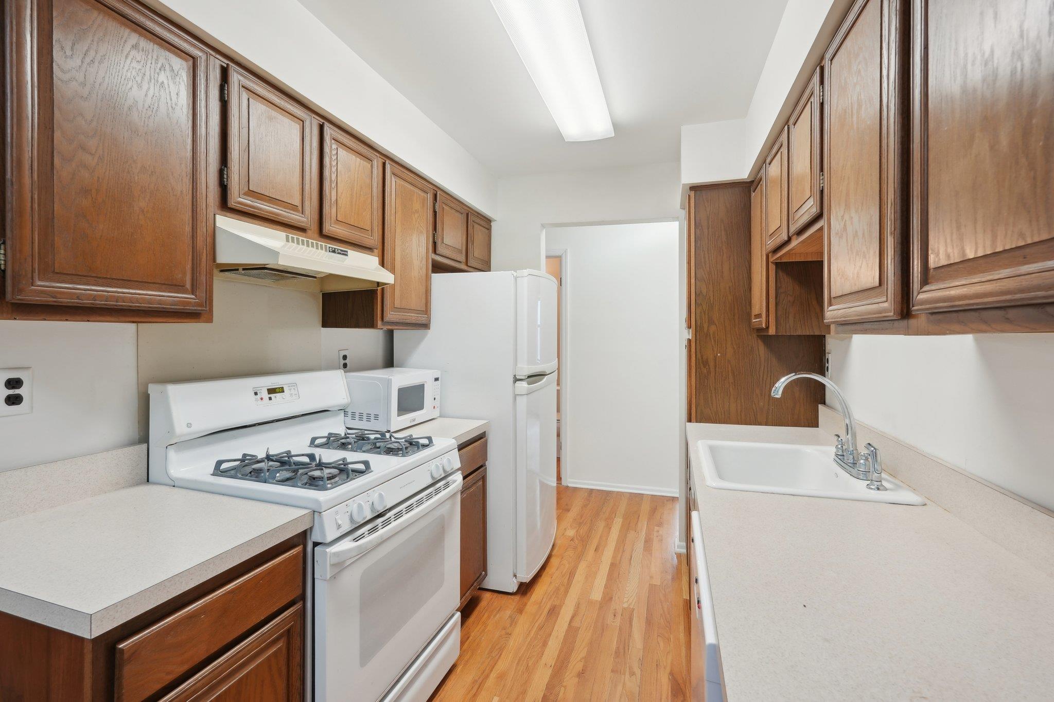 52 Milford Lane #3A, Suffern, New York image 10