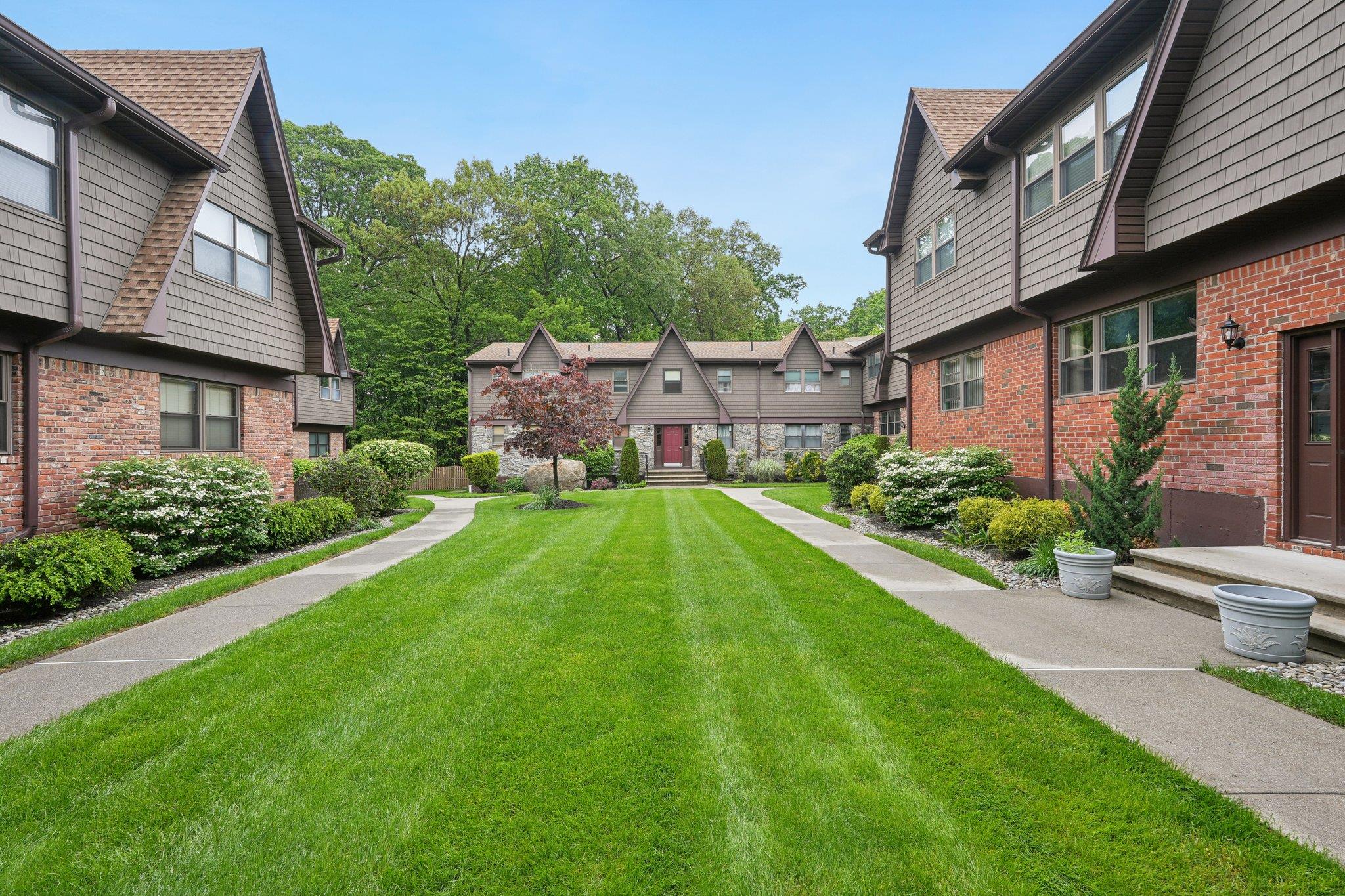 52 Milford Lane #3A, Suffern, New York image 3