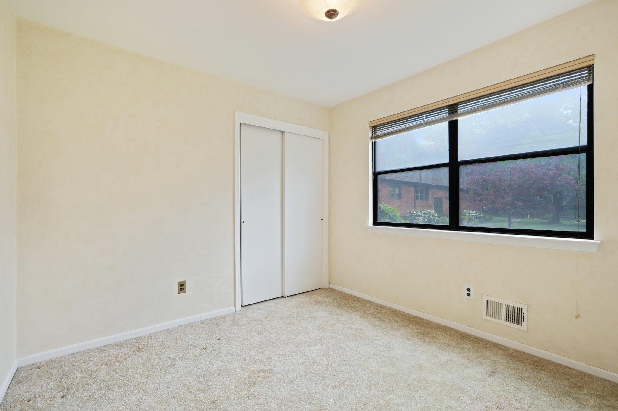52 Milford Lane #3A, Suffern, New York image 12